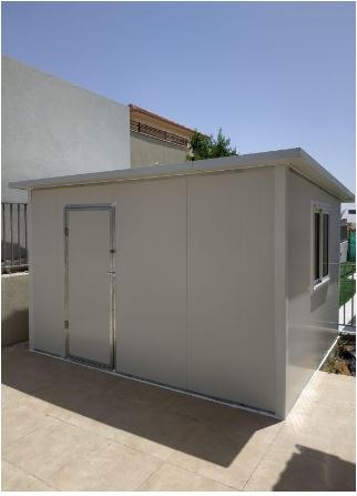 מבנה מבודד מפנלית 1.45X3.2גובה 2.70 כולל ריצפה חיצונית