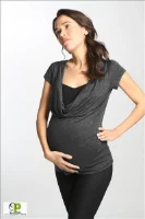 חולצת הריון רבידה שרוול קצר של חברת NursingAnywear