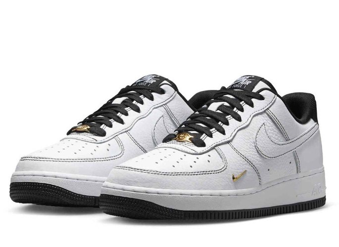 סניקרס נייק אייר פורס Air Force 1 Low לבן זהב