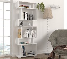 כוננית מדפים גבוהה ואקסלוסיבית דגם ינון בגוון לבן קלאסי, המציעה מדפים מרווחים ותאי אחסון מובנים להצגת ספרים, פריטי דקורציה ועציצים, בשילוב גימור נקי, קווים ישרים ומבנה חזק ויציב