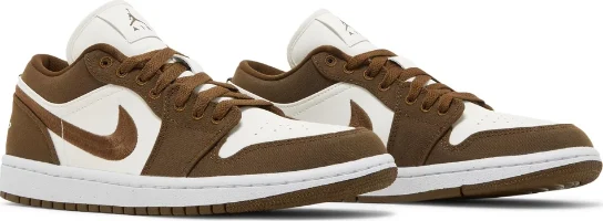 Wmns Air Jordan 1 Low SE Light Olive