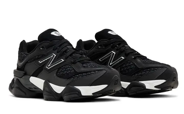 סניקרס ניו באלאנס New Balance 9060 שחור לבן