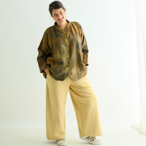 מכנסיים מדגם נועה מבד פרנץ׳ טרי בצבע זהוב