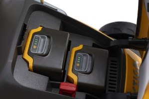 מכסחת דשא נטענת דחיפה 38 סמ קולקטור 140 + 2 סוללות 4 אמפר