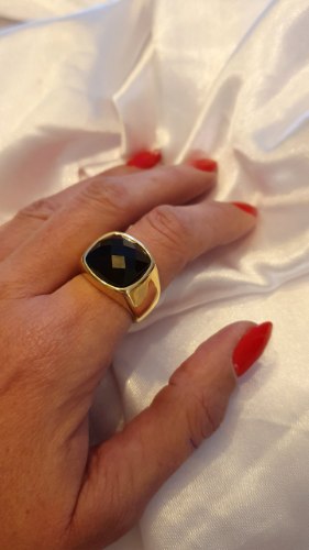 טבעת ג'סי גדולה עם אבן שחורה