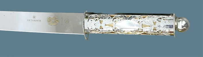 סכין לחלות שבת ויקטורינוקס  victorinox 2D כסף טהור 925-