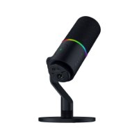 מיקרופון דינמי לגיימרים עם תאורת RGB וחיבורי USB Type-C ו-Razer Seiren V3 Pro XLR – מיקרופון שחור על סטנד