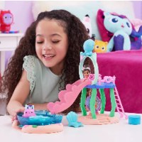 בית הבובות של גבי - סט משחק בריכה Gabby's Dollhouse Pool Playset