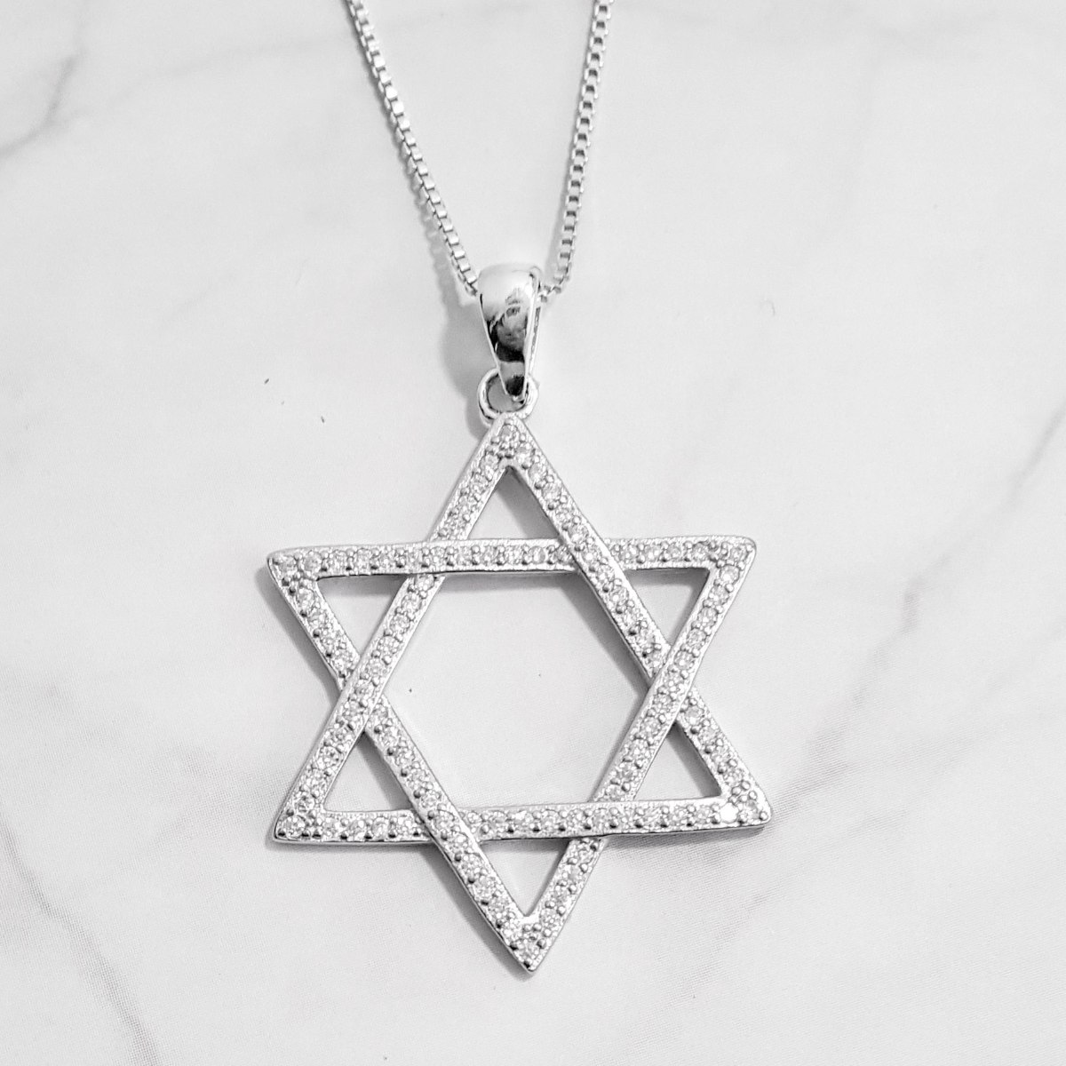 מגן דוד מכסף משובץ אבני זרקון T6443