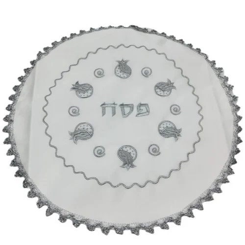כיסוי פסח סאטן עם רקמת רימונים