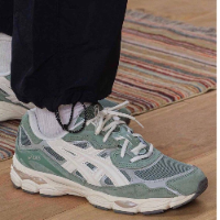 נעלי אסיקס, asics, סניקס אסיקס, אסיקס 