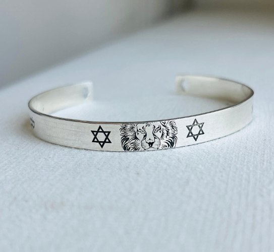 צמיד עם כלביא 1