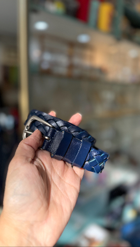 חגורת עור קלועה מרין בלו