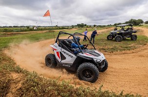 RZR 200