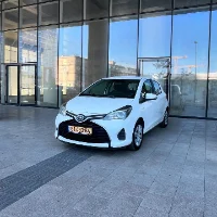 Toyota Yaris HYBRID 2017