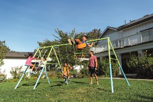 נדנדת ארבעה חלקים לחצר לילדים |4.42X2.35X2 מטר| מקט 44130| INTEX| קפיץ קפוץ