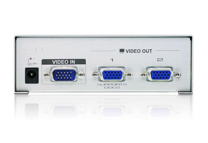 מפצל- VGA - 2 Port VGA Splitter one input two output 250MHz 1920 x 1440 Video cascaded