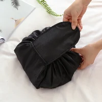תיק איפור נפתח לנסיעות Folding