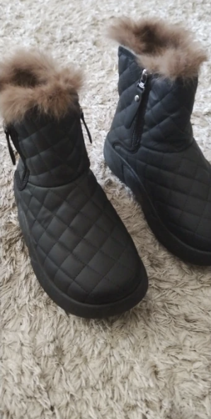 חוות דעת - מגפי חורף במגוון צבעים Light Boots
