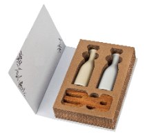 natural gift set - מארז מתנה מזלגות עץ ובקבוקים