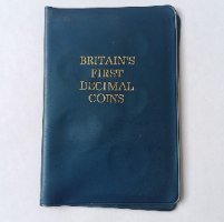 BRITAIN'S FIRST DECIMAL COINS-שנת 1971, סט מטבעות בריטניה