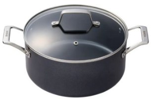סיר קרמי נון סטיק 4.5 ליטר 24 ס''מ Kyocera – פריט בודד סיר אפור כהה עם מכסה זכוכית שקוף וידיות כסופות