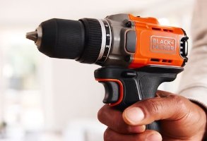 מברגה/מקדחת פטיש Black+Decker BCD382D1XC-QW לניהול עבודה מקצועית