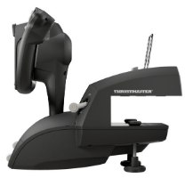 ג'וסטיק טיסה Thrustmaster TCA Yoke Boeing Edition – בקר טיסה בצבע שחור נראה מצידו עם מנגנון הידוק לשולחן