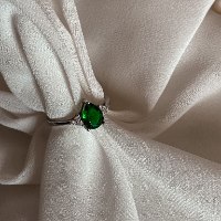 טבעת רנה- ירוק אמרלד