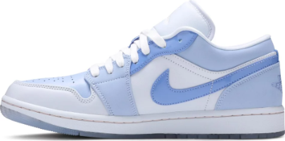 Air Jordan 1 Low SE Mighty Swooshers