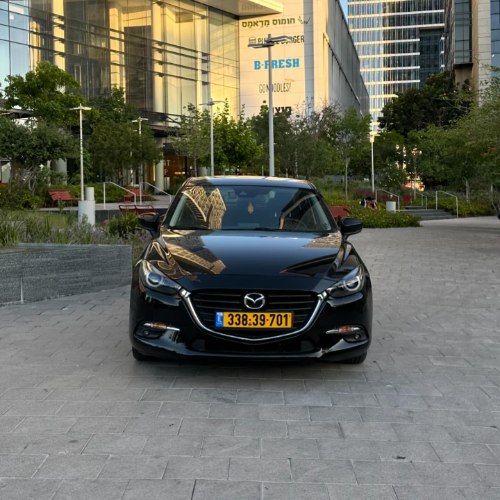 Mazda 3 2018