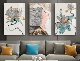 "לחלוף עם הרוח" - סט שלושה הדפסי קנבס מעוצבים, איור בסגנון גרפי של פני אישה ופרחים