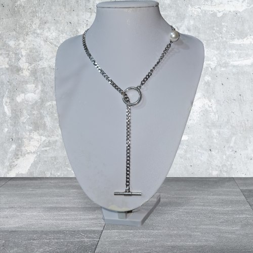 LONG PEARL necklace