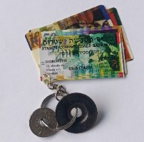 מחזיק מפתחות "שטרות ישראל"+ אסימון טלפון משרד התקשורת+אסימון טלפון שנת 1953