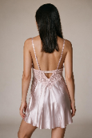 Alice slip dress צבע ורוד