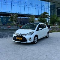 Toyota Yaris Sky 2016