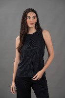 גופיית לוסי שחור