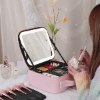 ורוד - תיק איפור מקצועי משולב מראה ותאורת לד Led Bag