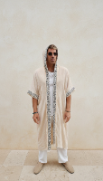 קימונו  Oversize  בגוון חול עם רקמה גיאומטרית