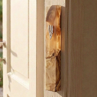 בית מזוזה כתום בגודל 20 ס"מ