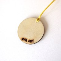 שרשרת עם תליון עץ עם שיבולי חיטה - צריבה על עץ