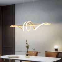 מנורת-גל-זהב-120-ס"מ-60w – עיצוב נקי ורציף בגוון זהב יוקרתי–6