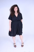שמלת קאפרי שחורה