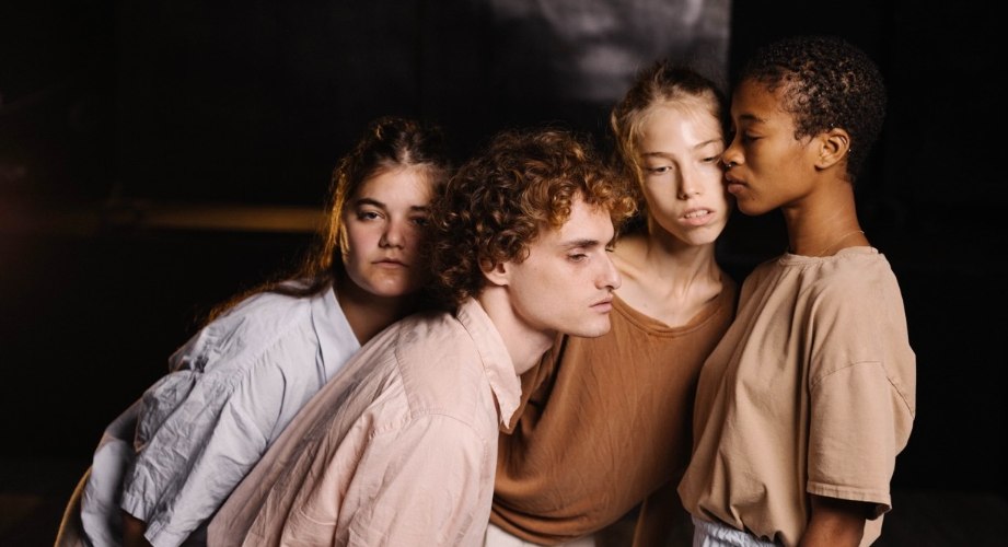 Gestures of Love by Yankalle Filtser