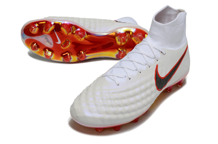 נעלי כדורגל פקקים נייק Nike Magista orden לבן