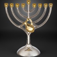 חנוכייה מתכת קנים זהב עם כד