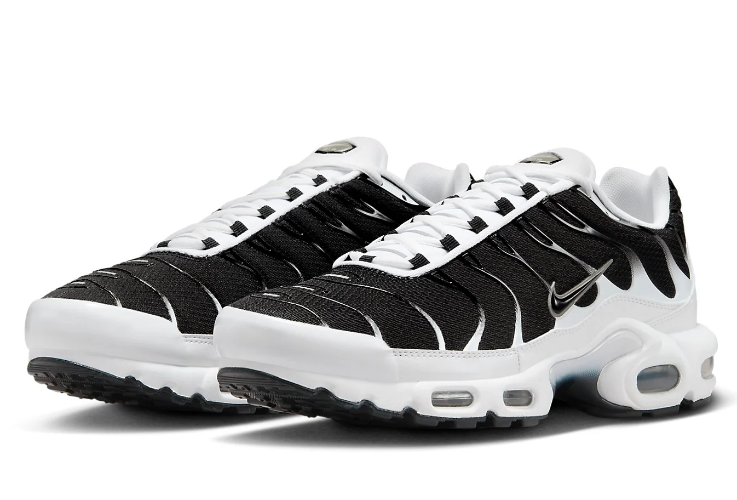 סניקרס נייק Nike Air Max Plus לבן שחור