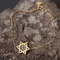 צמיד זהב 14K לנשים מגן דוד עם יהלומים
