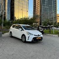 Toyota prius plus 2021