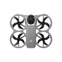 רחפן (DJI Avata 360(DJI RC 2 – רחפן אפור בהיר עם ארבעה פרופלורים שחורים וחיפוי הגנה מוצג מלמעלה על רקע לבן